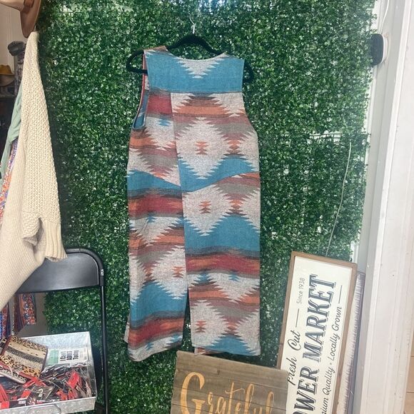 Long Western Aztec Design Vest‎ - Picture 4 of 8